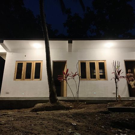 Albergue Hidden Well Hiriketiya Dikwella Sur Exterior foto